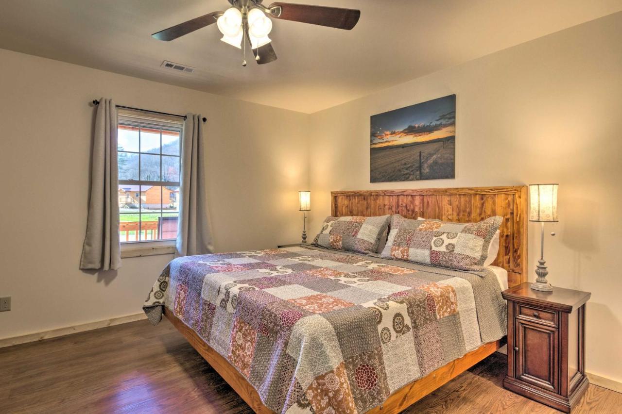Cozy Smoky Mountain Cabin By Tuckasegee River! 布赖森城 外观 照片